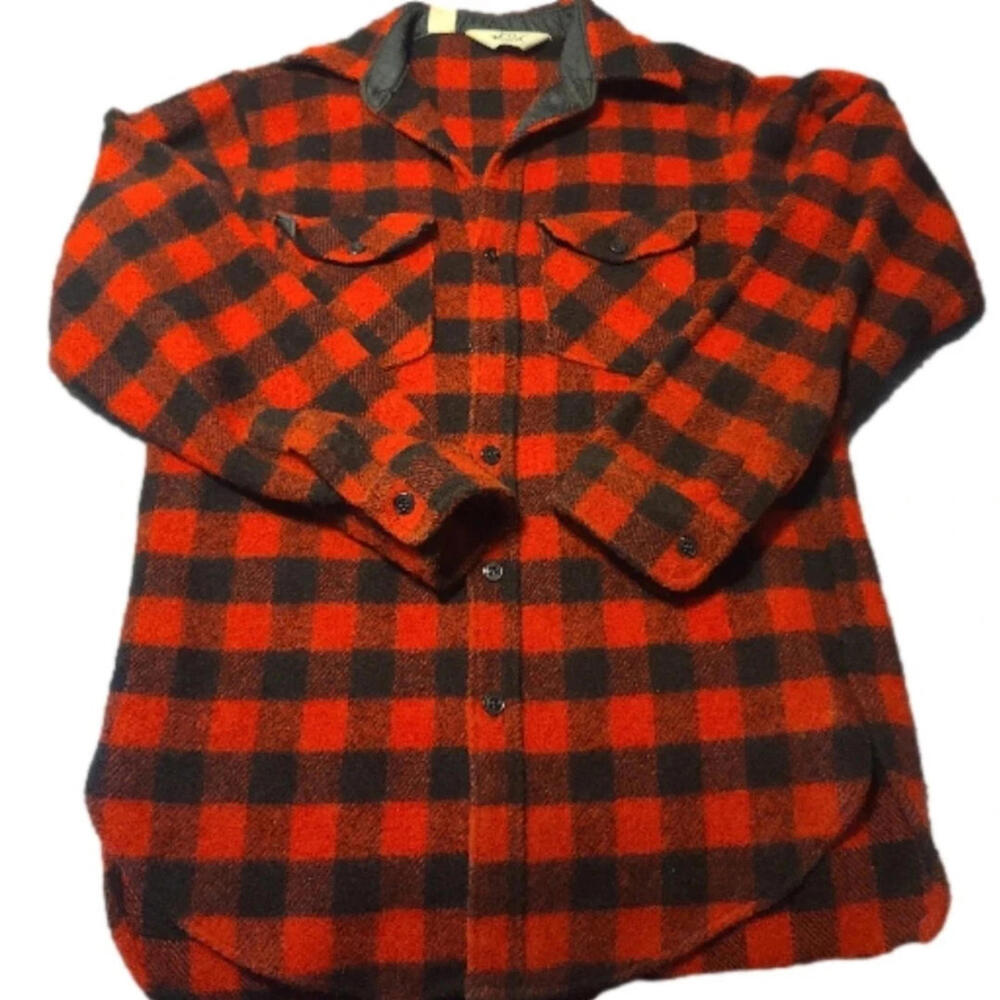 Vintage Woolrich Buffalo Plaid Button Down Wool Shirt Jacket Size M Hunting